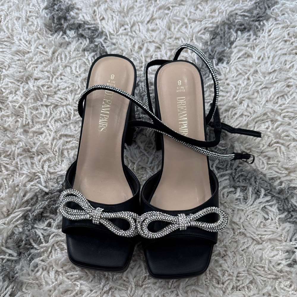 Dream Pairs Black Heels with Silver Bows Size 8